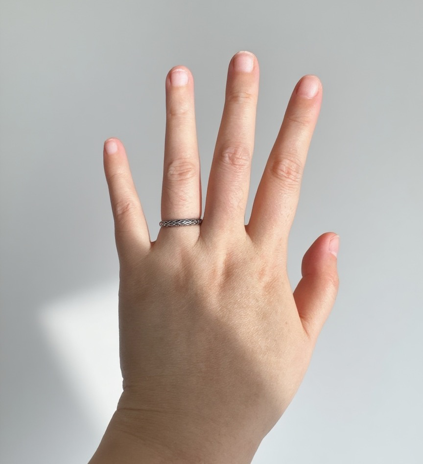 VINTCARVE. Ancient Ring - Silver