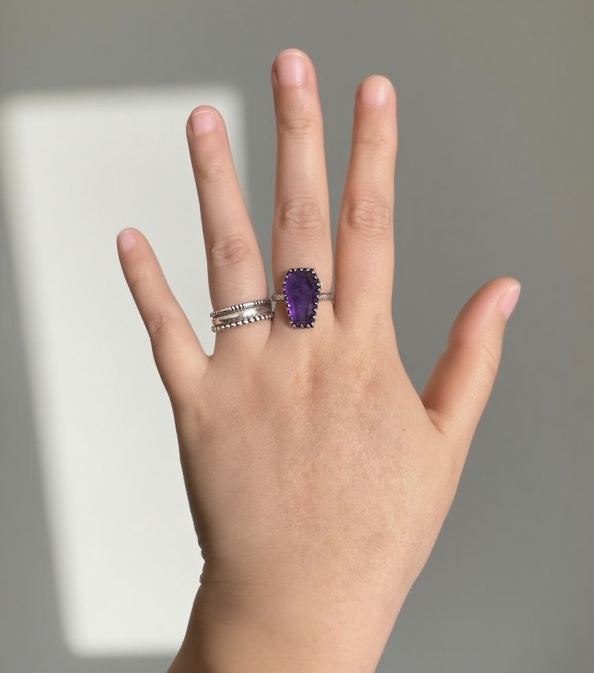 AMETHCOFFIN. Anceint Ring - Silver