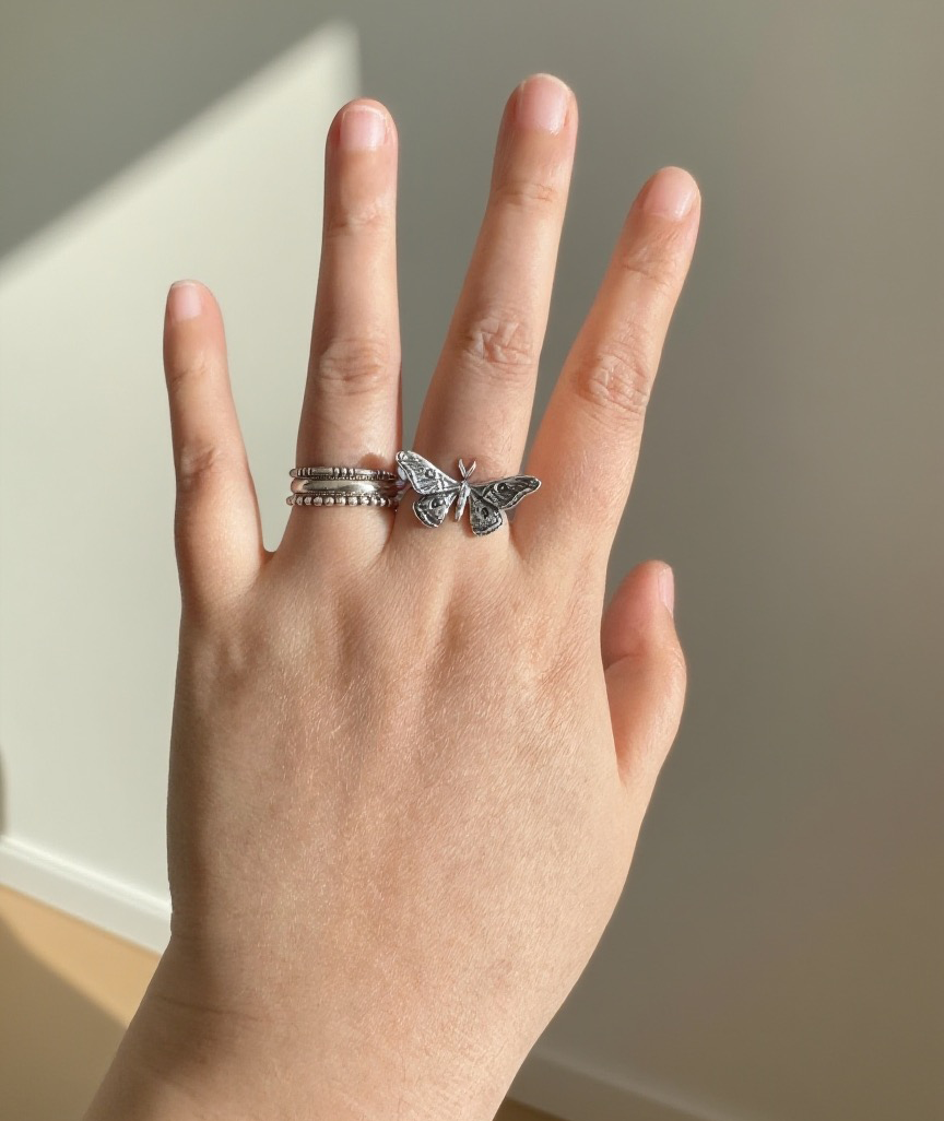 EMPERION. Emperor Moth Ring - Silver
