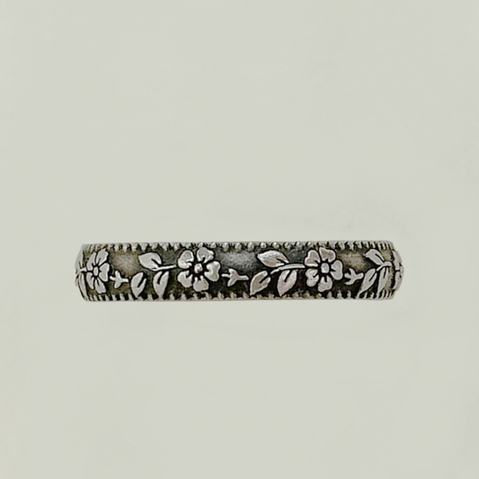 ANCIEVINE. Floral Vine Twist Ring - Silver