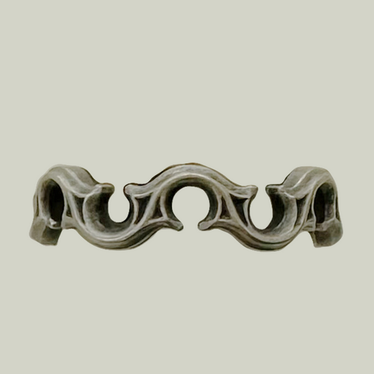 LUNAFOILH. Gothic Half-Quartrefoil Ring - Silver