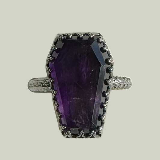 AMETHCOFFIN. Anceint Ring - Silver